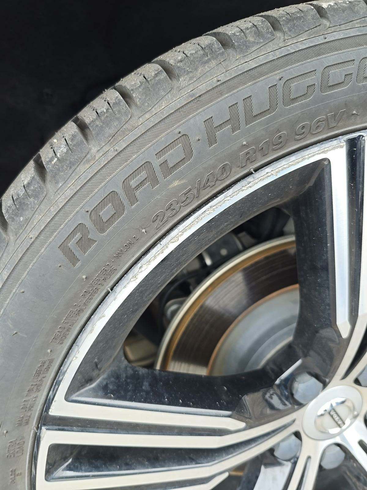 2022 Volvo S60 B5 Inscription FWD