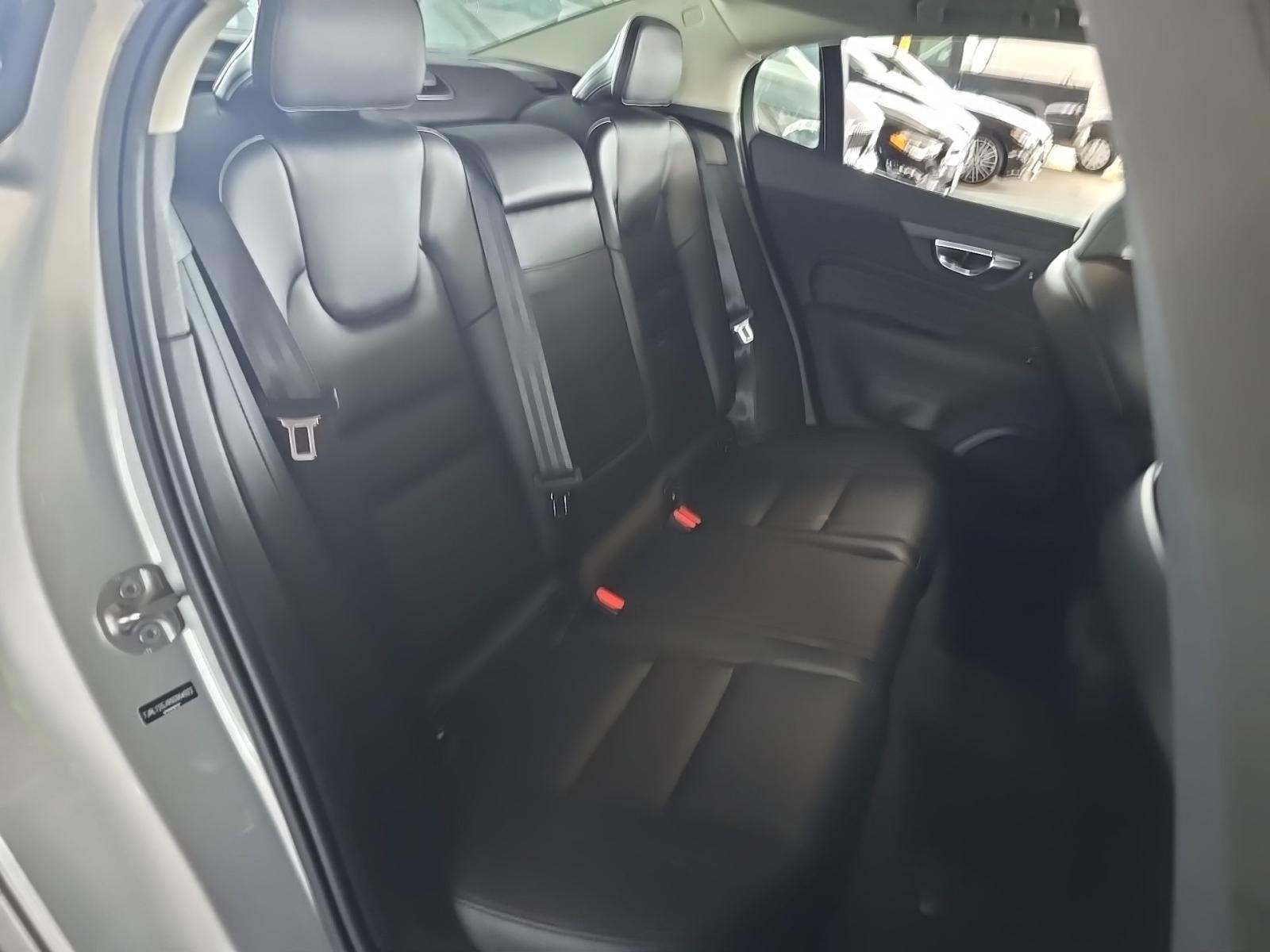 2025 Volvo S60 B5 Core AWD