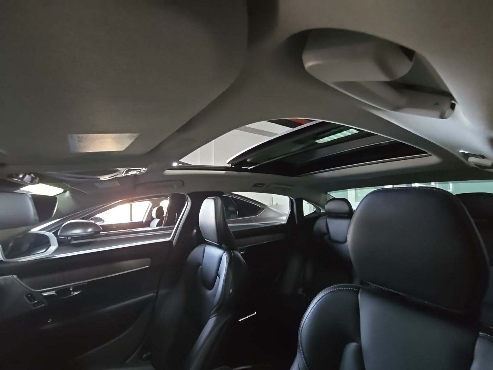 2021 Volvo S90 T6 Inscription AWD