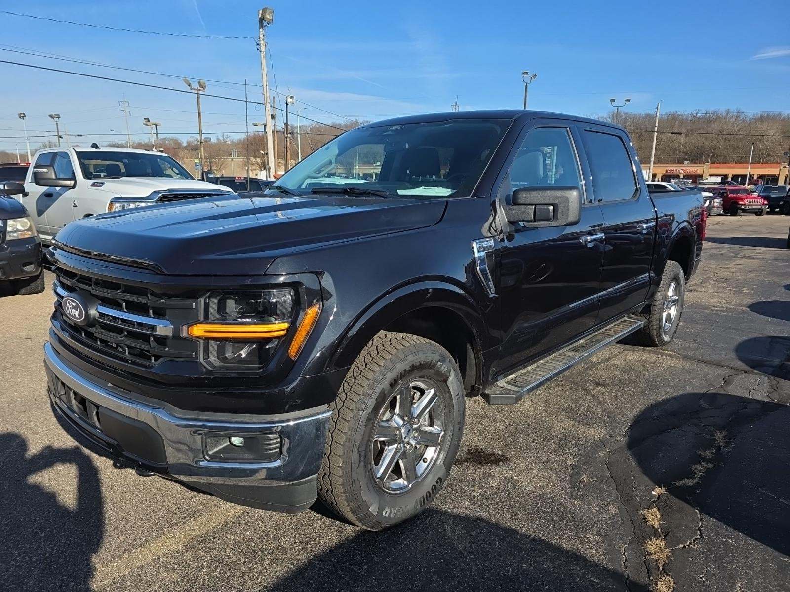 2025 Ford F-150 XLT AWD