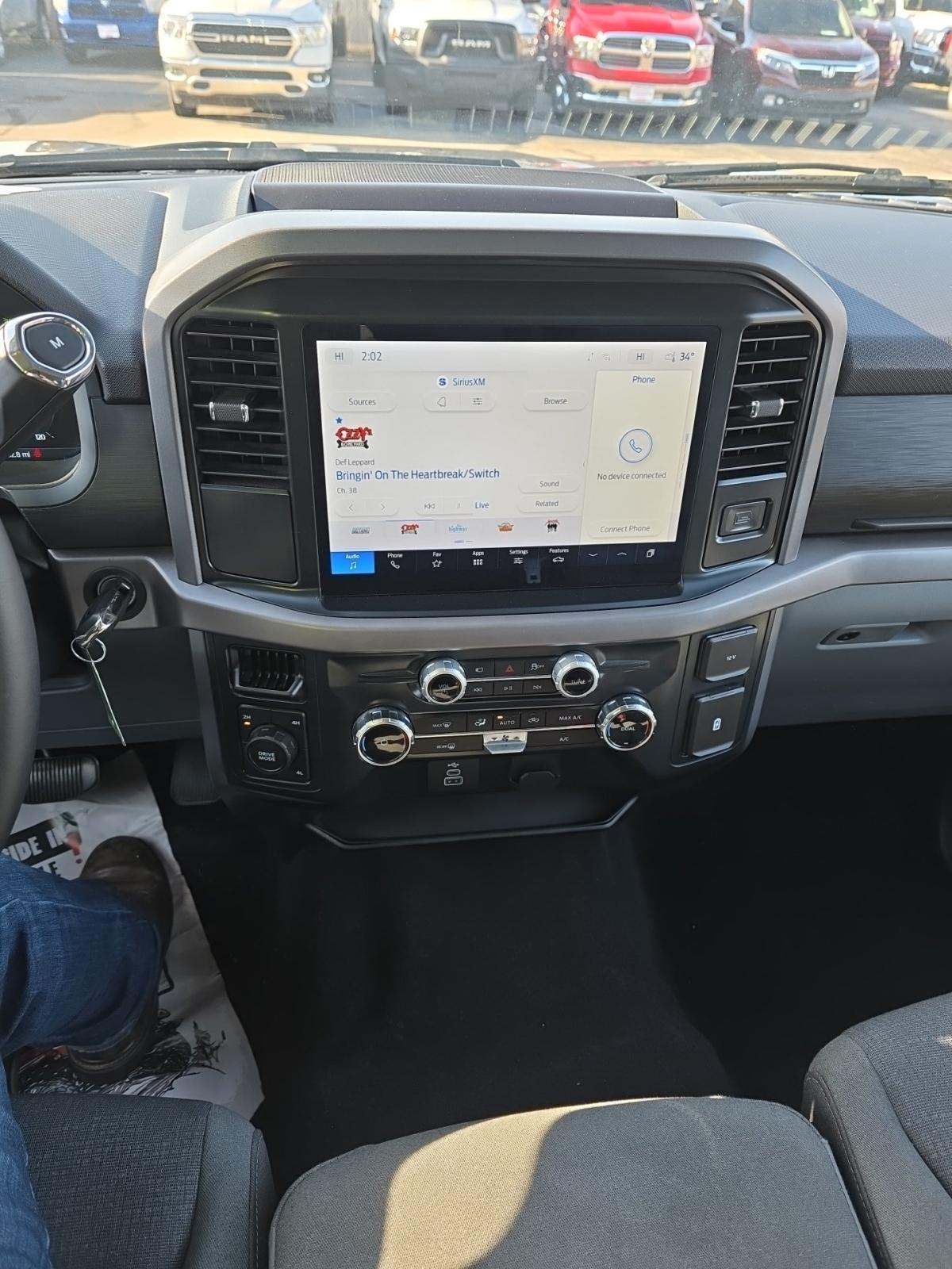 2025 Ford F-150 XLT AWD