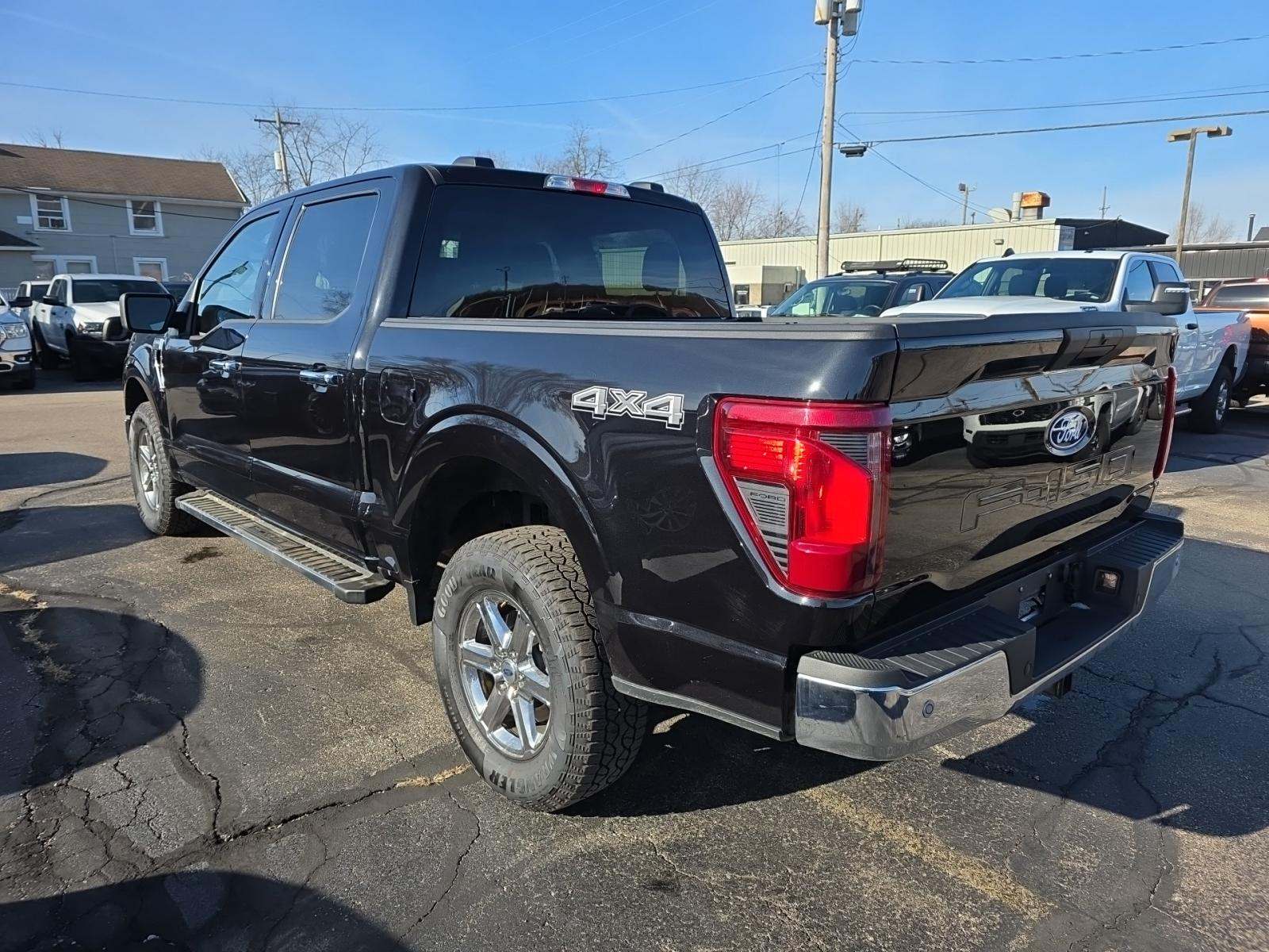2025 Ford F-150 XLT AWD