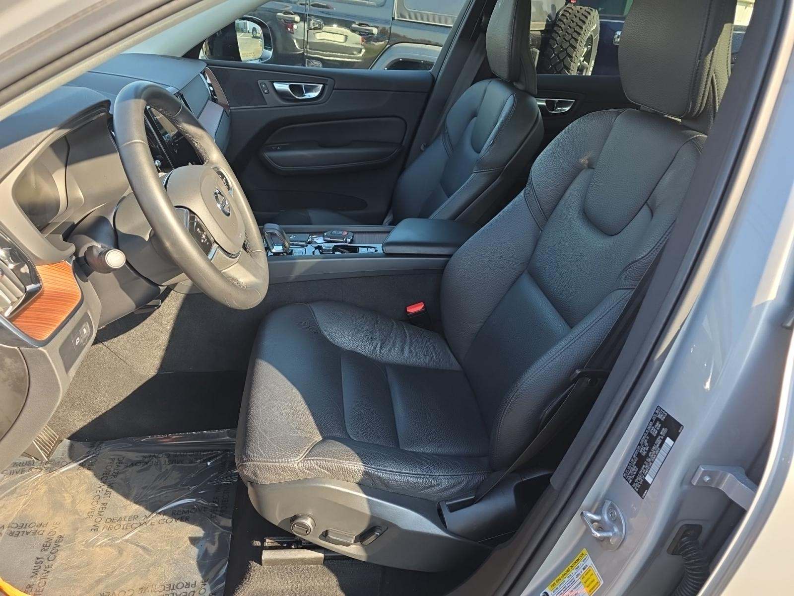 2024 Volvo XC60 Recharge T8 Plus AWD