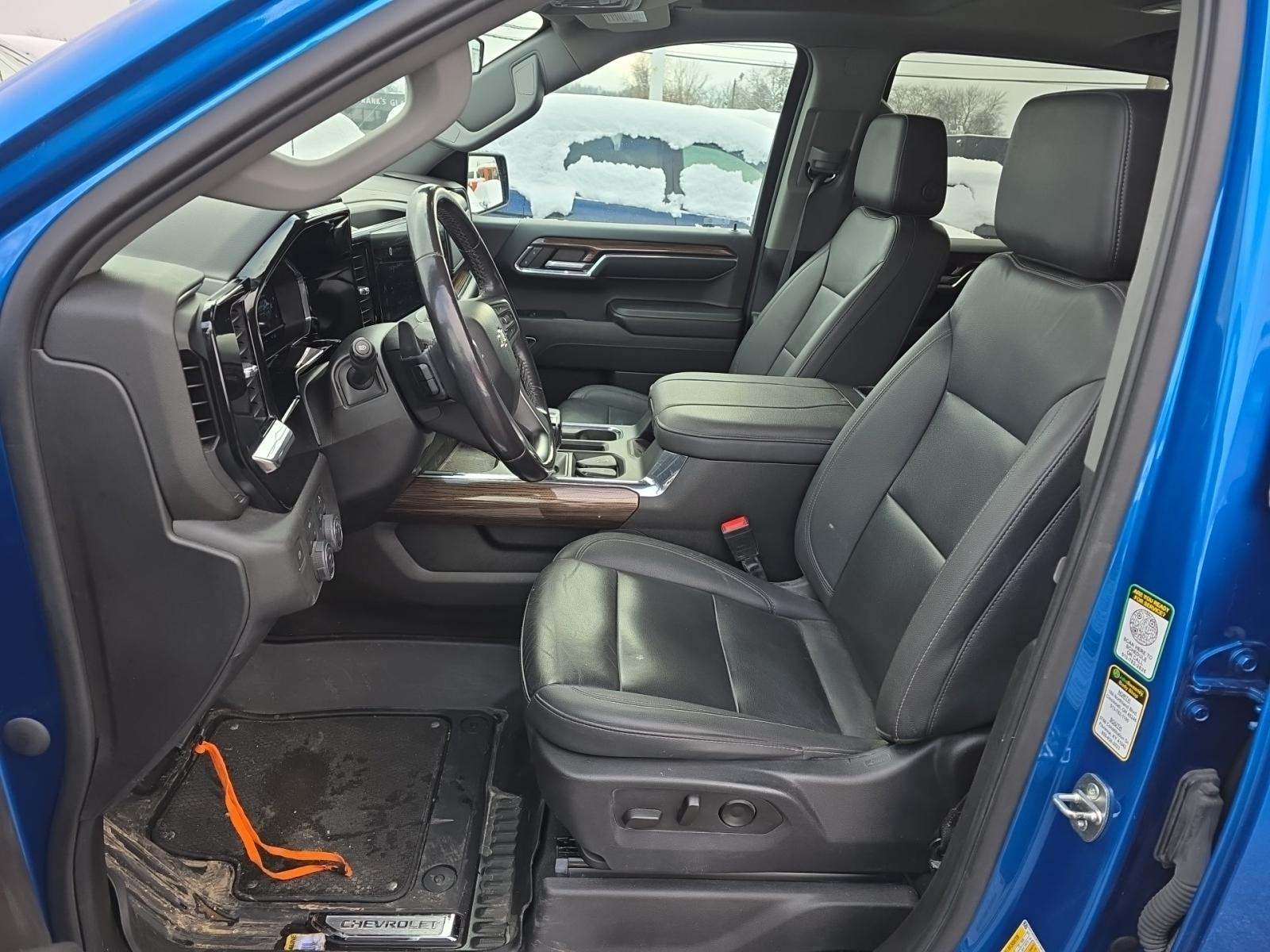 2023 Chevrolet Silverado 1500 RST AWD