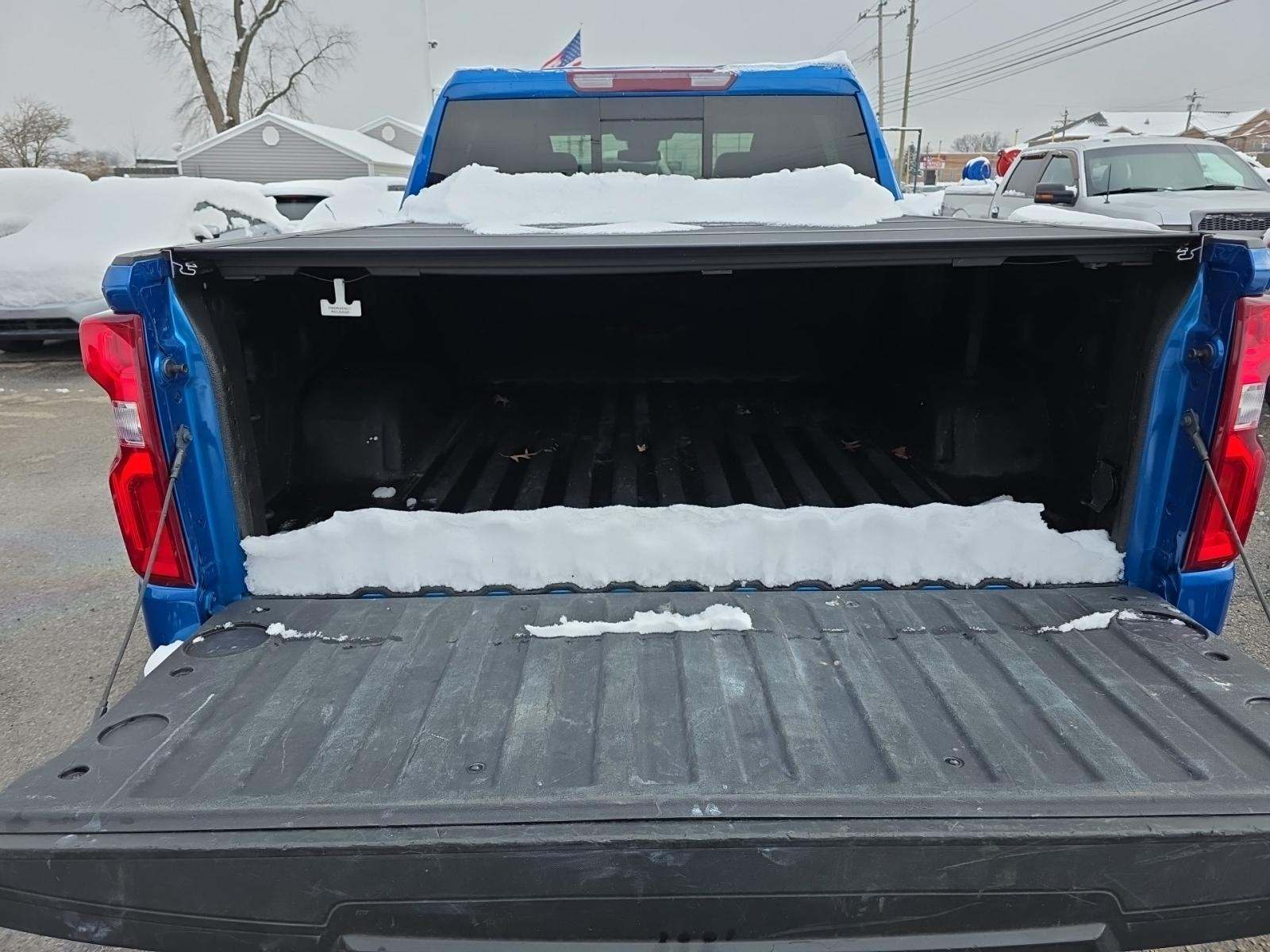 2023 Chevrolet Silverado 1500 RST AWD