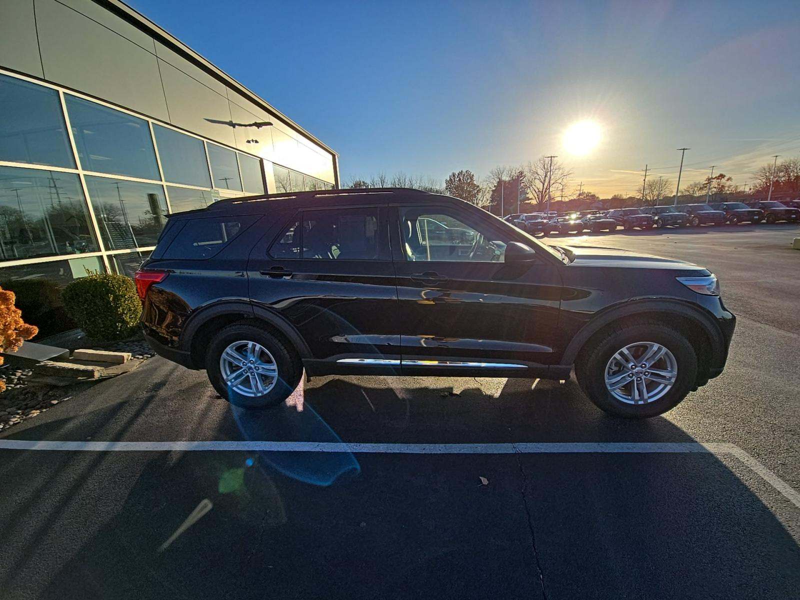 2022 Ford Explorer XLT AWD