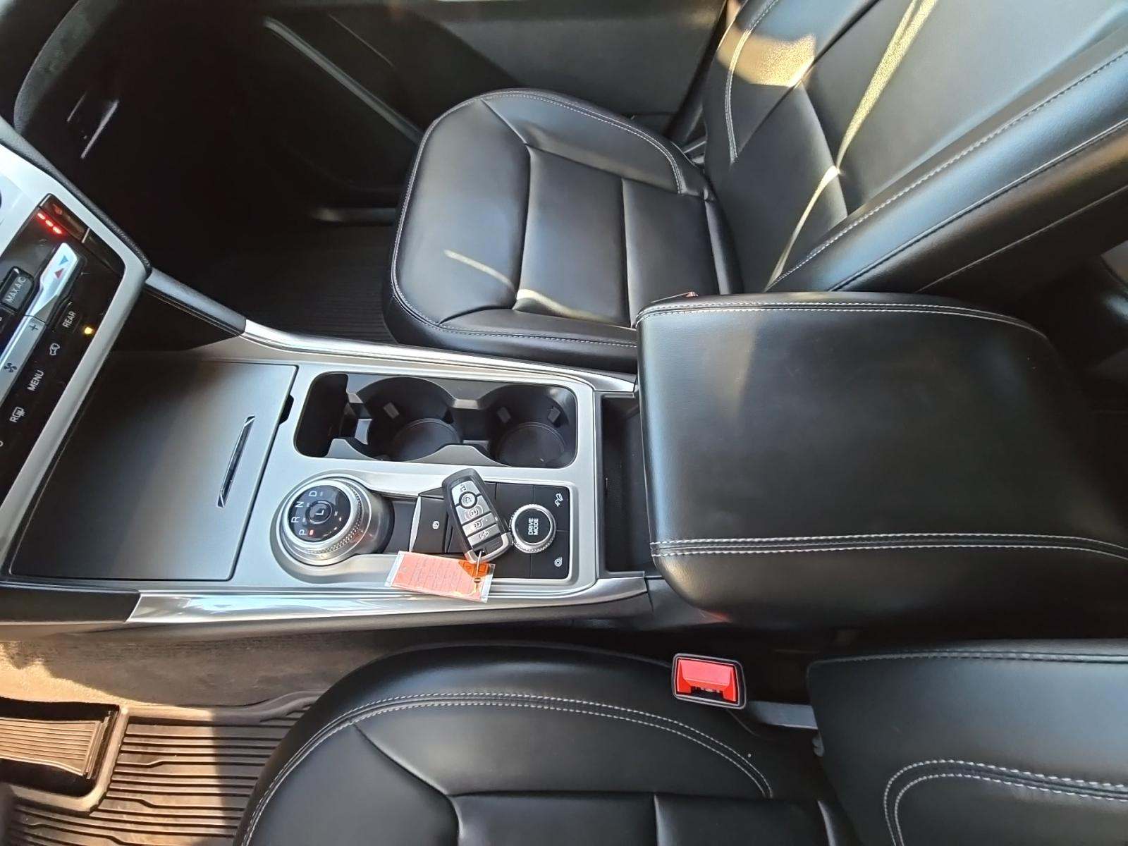 2022 Ford Explorer XLT AWD