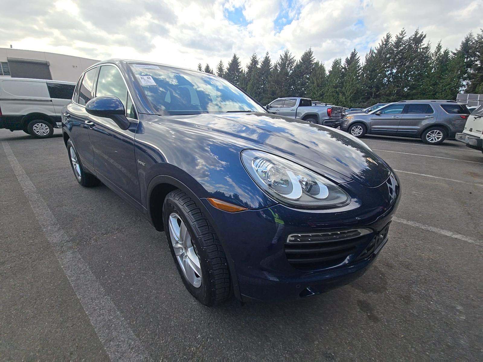 PORSCHE CAYENNE - 4