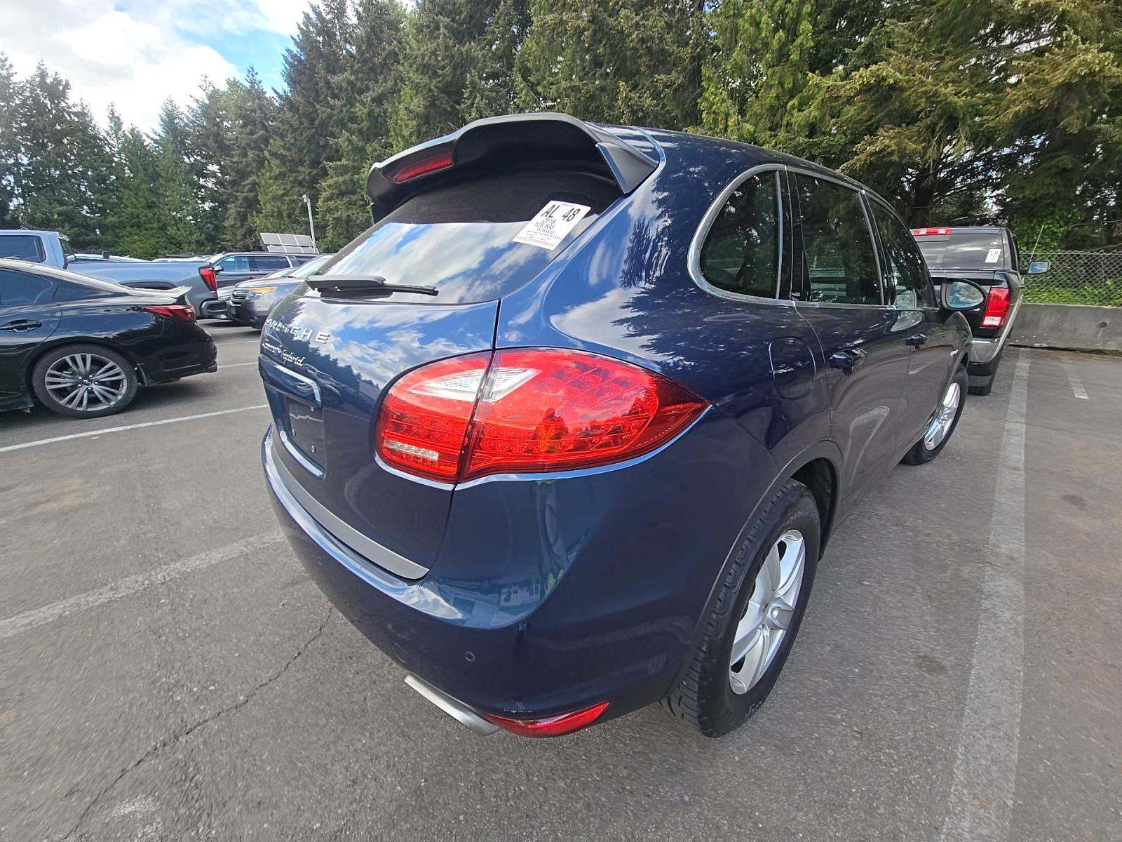 PORSCHE CAYENNE - 3