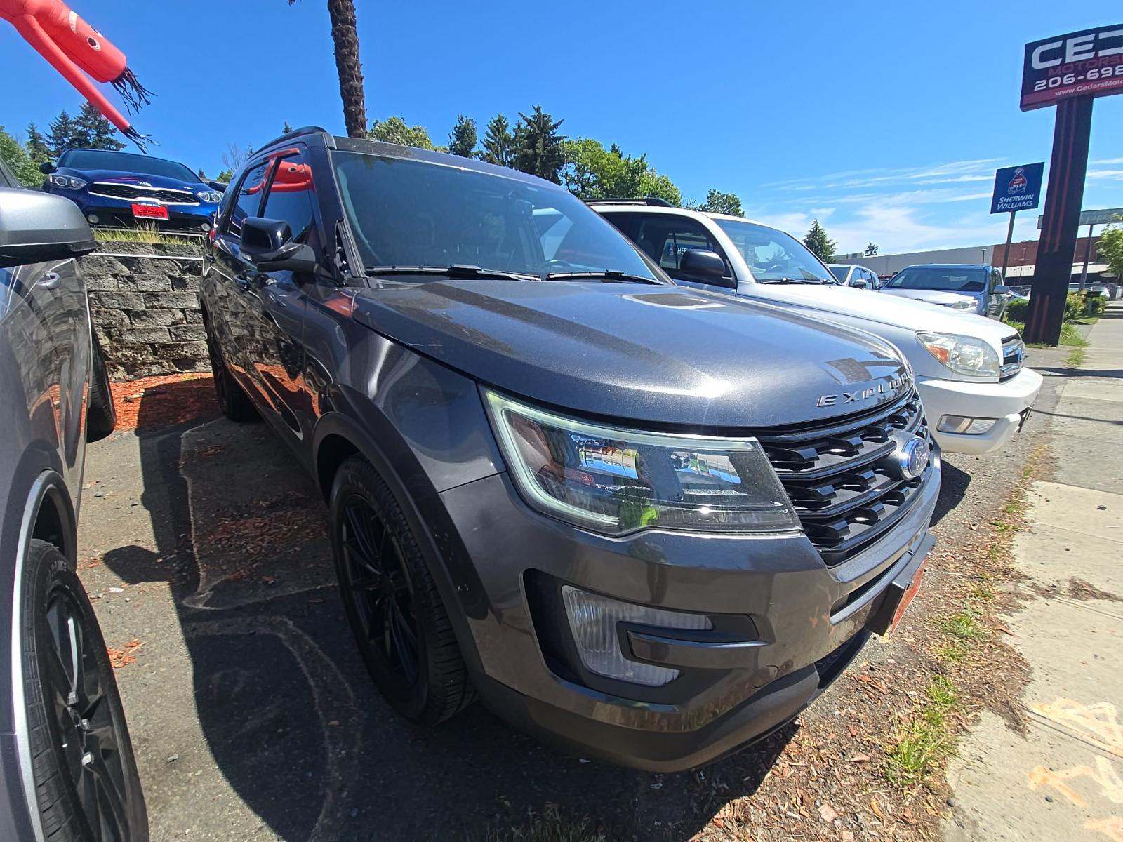 FORD EXPLORER - 4