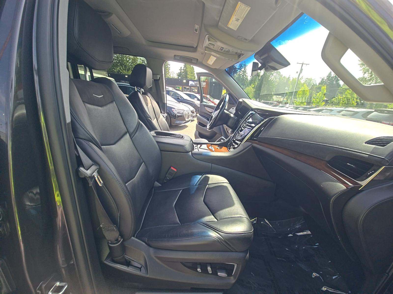2018 Cadillac Escalade ESV Premium Luxury AWD