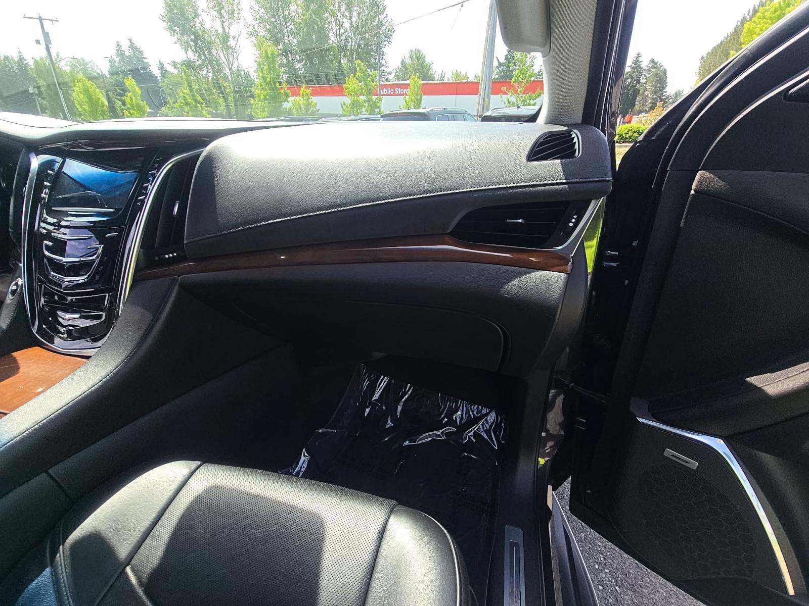 2018 Cadillac Escalade ESV Premium Luxury AWD