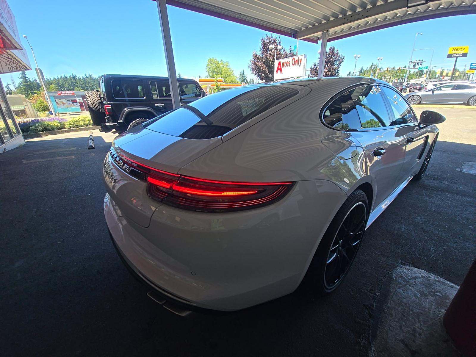 2018 Porsche Panamera E-Hybrid Turbo S AWD