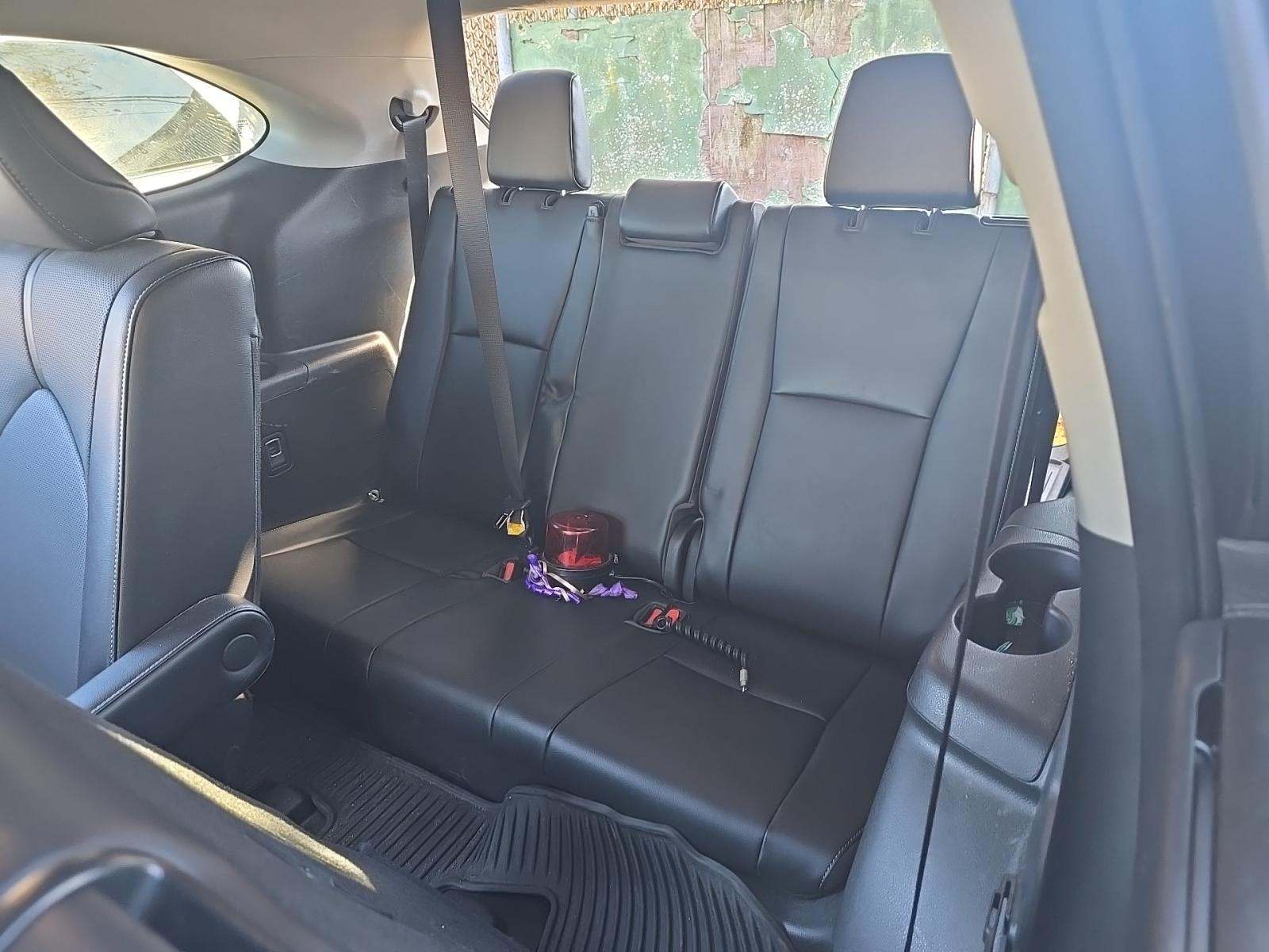 2022 Toyota Highlander Hybrid Limited AWD