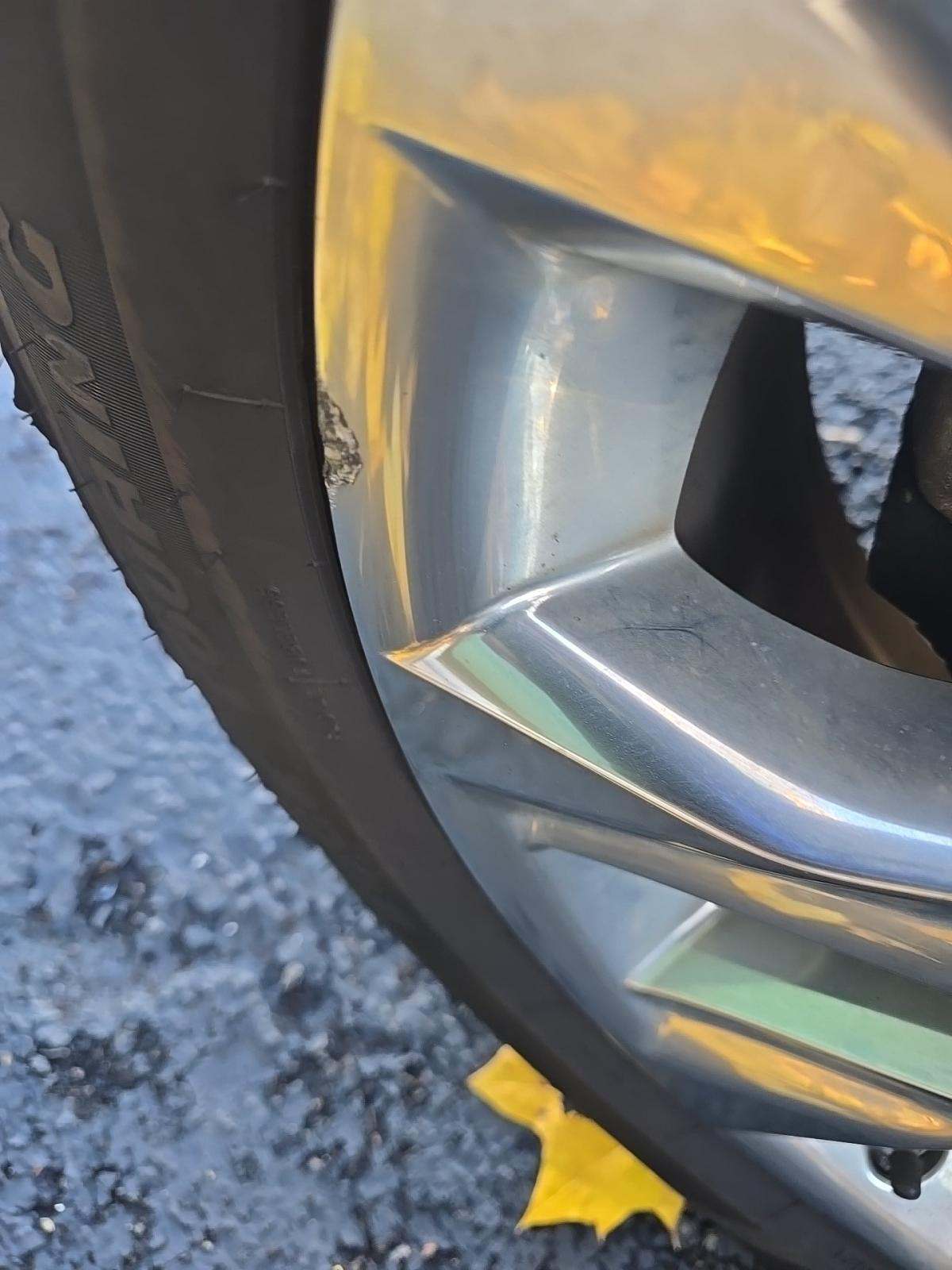 2022 Toyota Highlander Hybrid Limited AWD