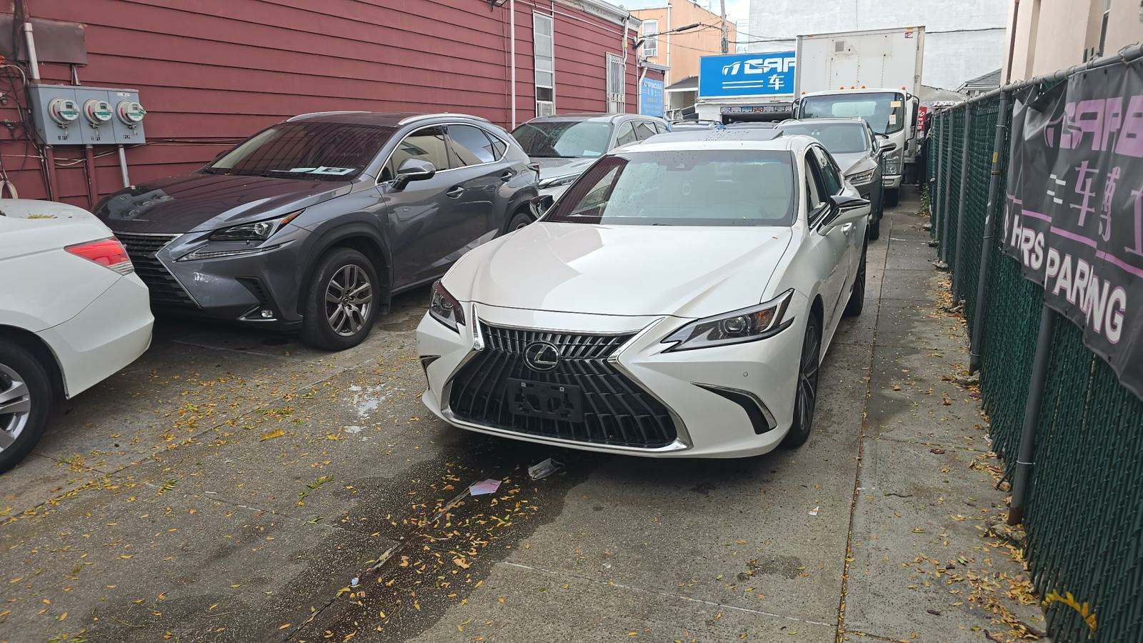 2022 Lexus ES 250