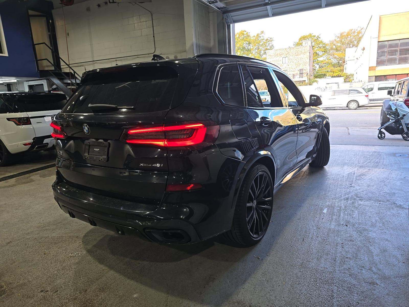 2022 BMW X5 xDrive40i AWD