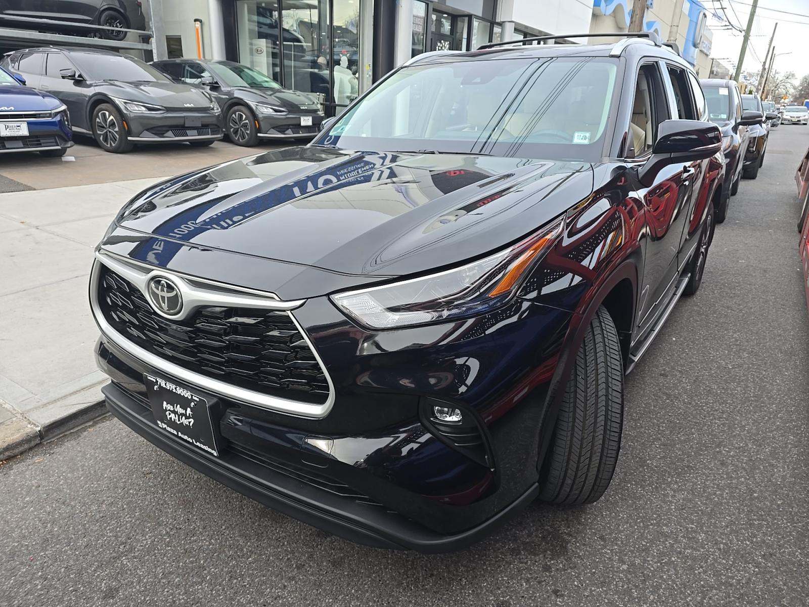 2022 Toyota Highlander XLE AWD