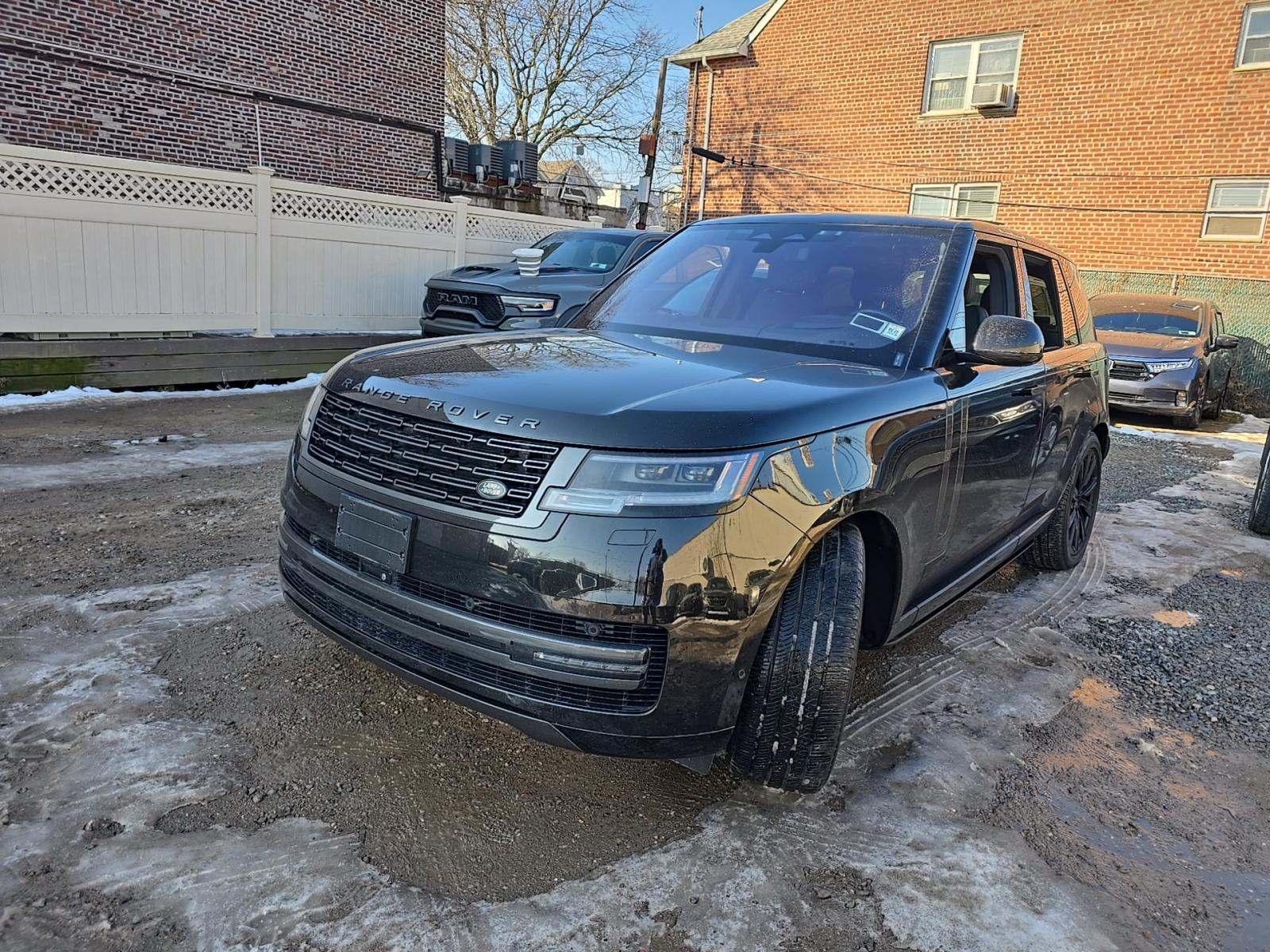 2023 Land Rover Range Rover SE AWD