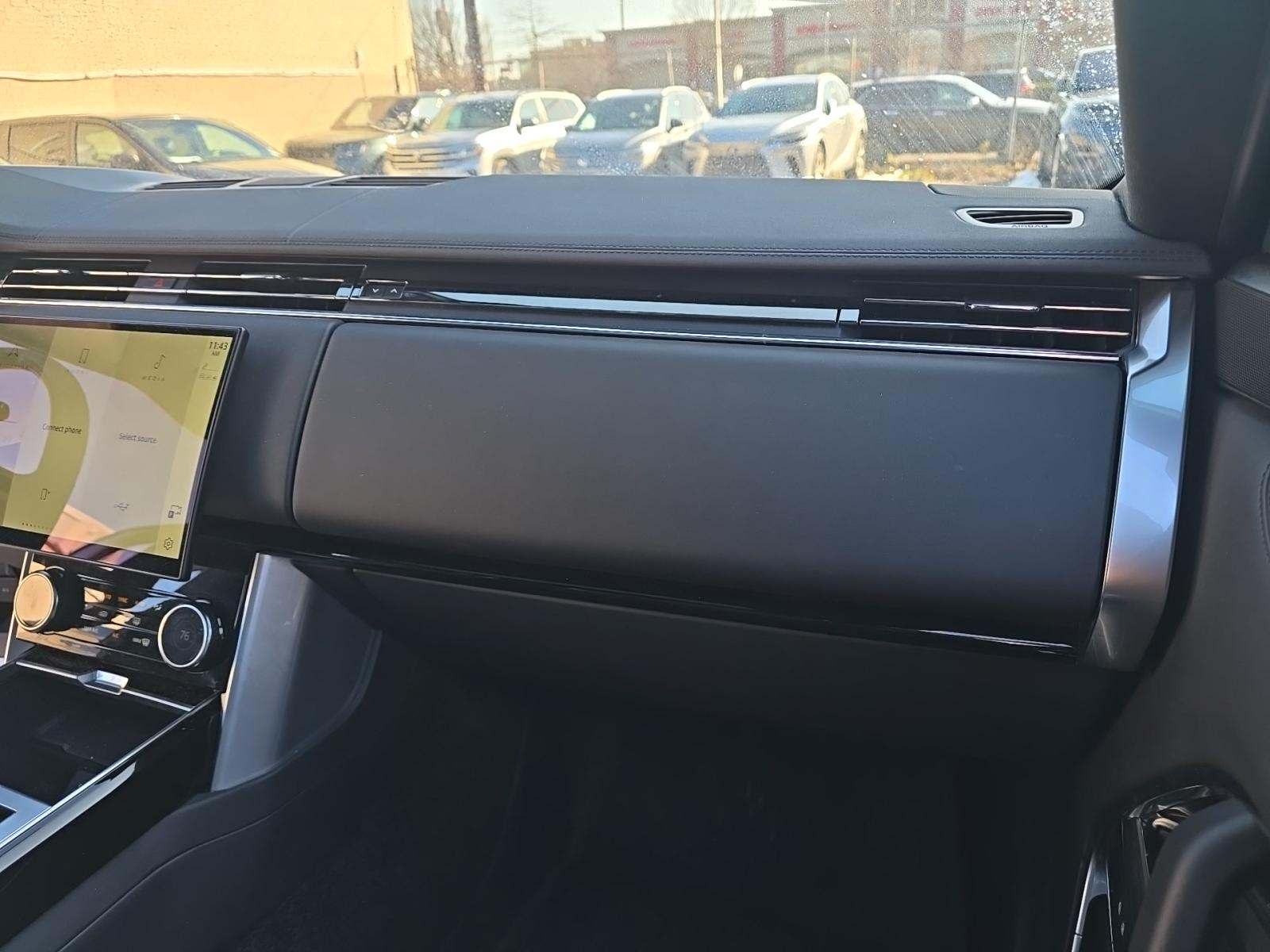 2023 Land Rover Range Rover SE AWD