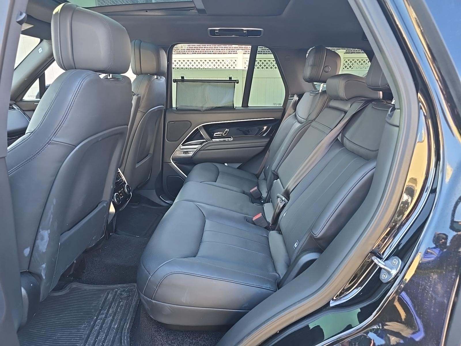 2023 Land Rover Range Rover SE AWD