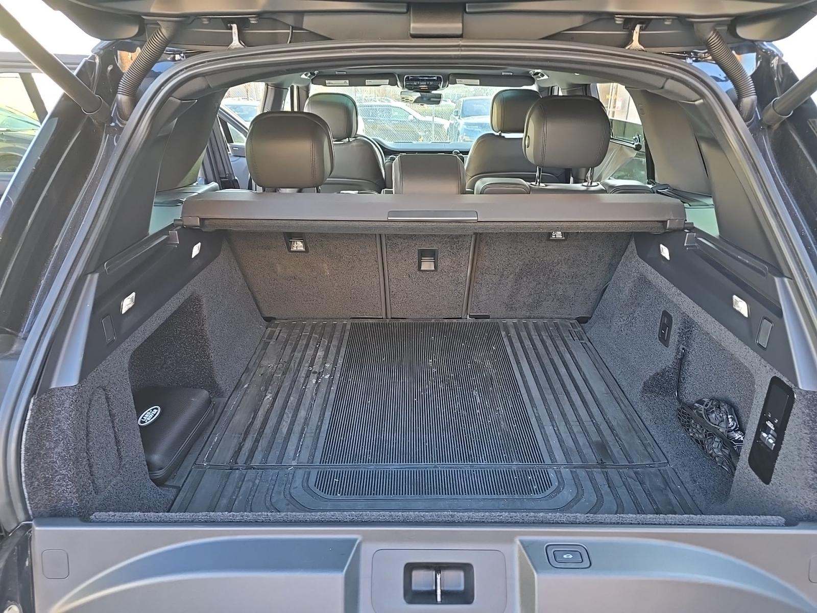 2023 Land Rover Range Rover SE AWD