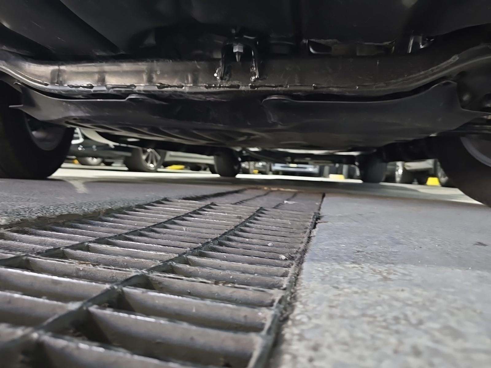 2025 Toyota Sienna LE FWD