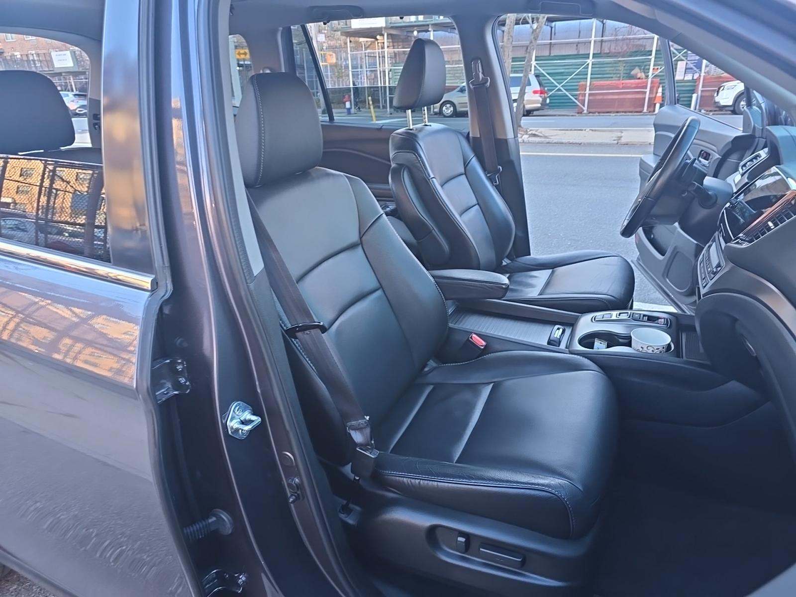 2022 Honda Pilot Special Edition AWD