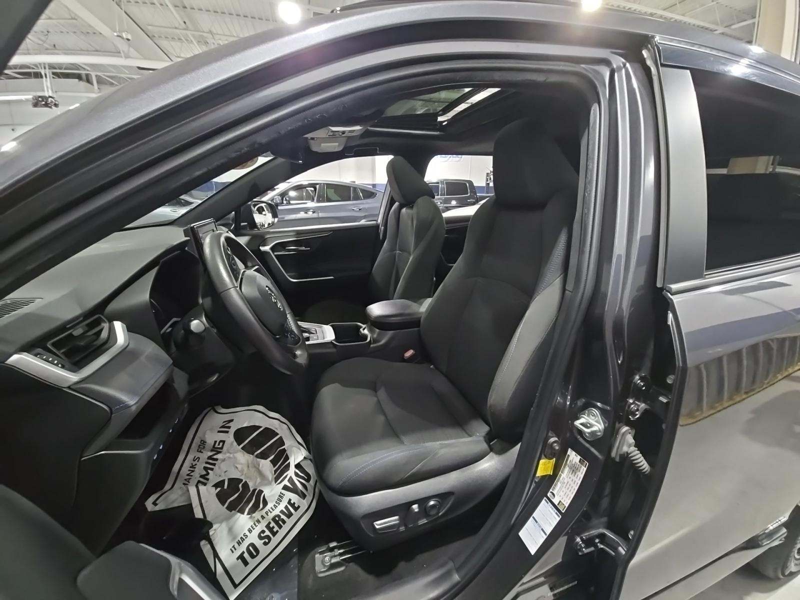 2022 Toyota RAV4 Hybrid SE AWD