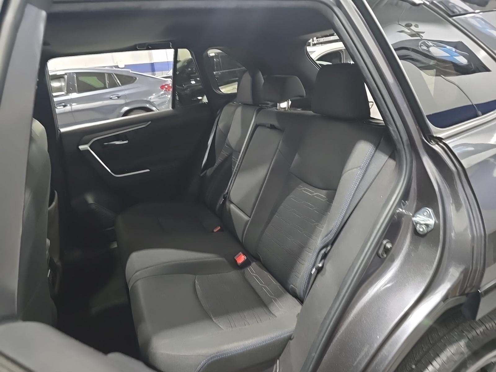 2022 Toyota RAV4 Hybrid SE AWD