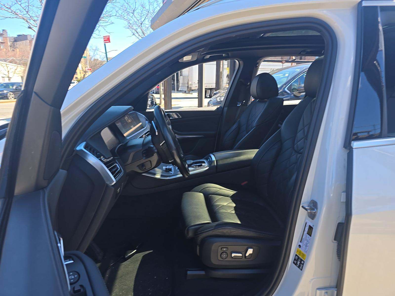 2023 BMW X5 xDrive40i AWD