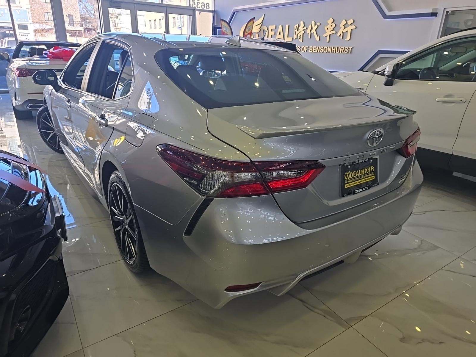 2024 Toyota Camry SE AWD