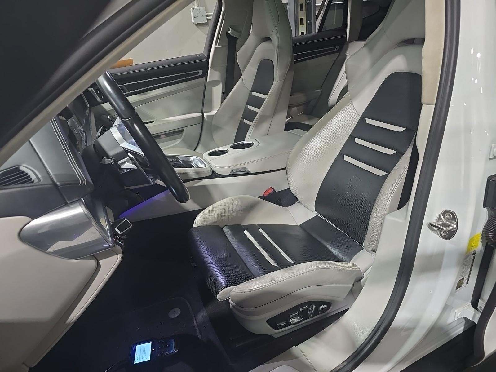 2019 Porsche Panamera GTS AWD