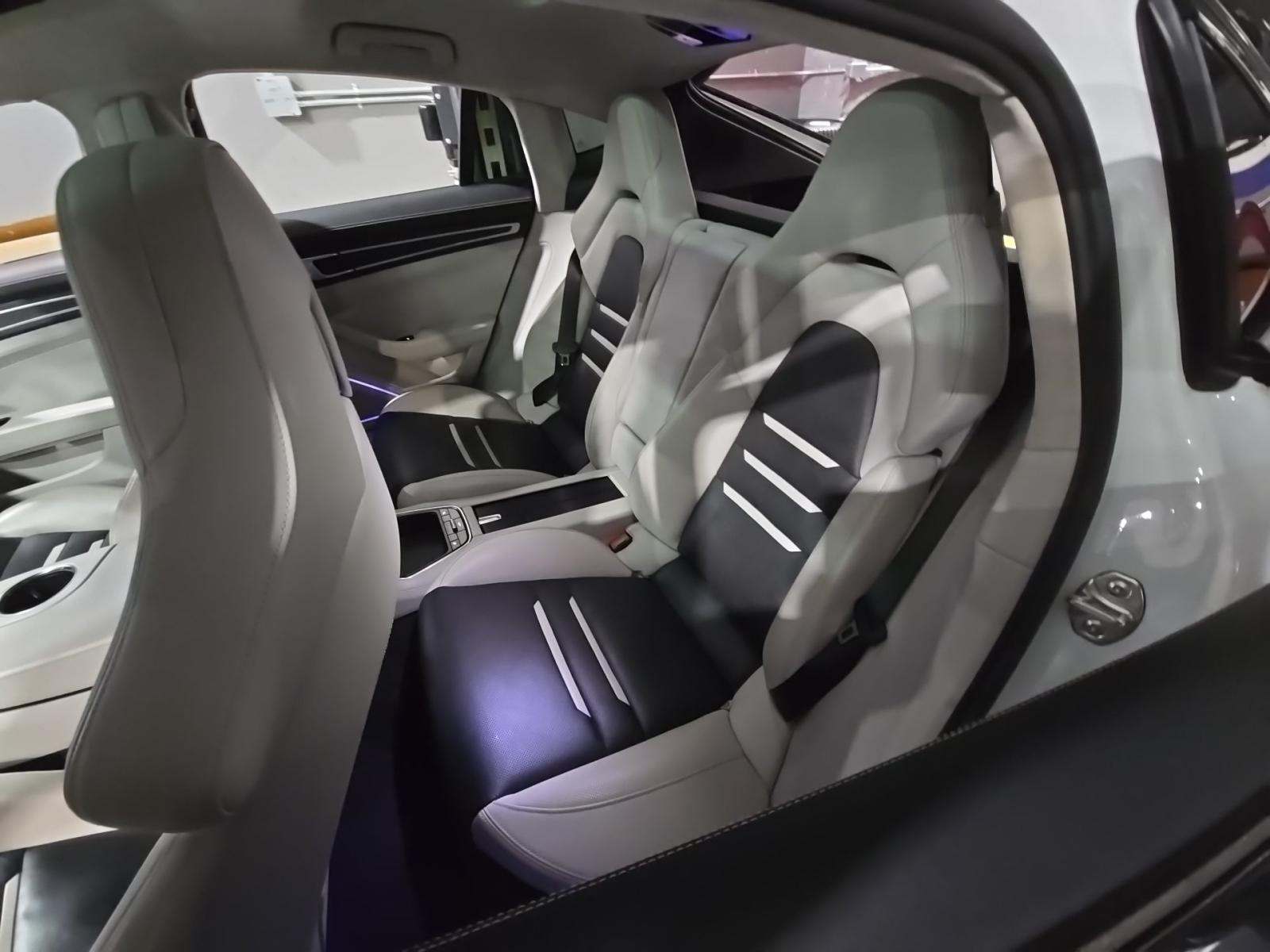 2019 Porsche Panamera GTS AWD