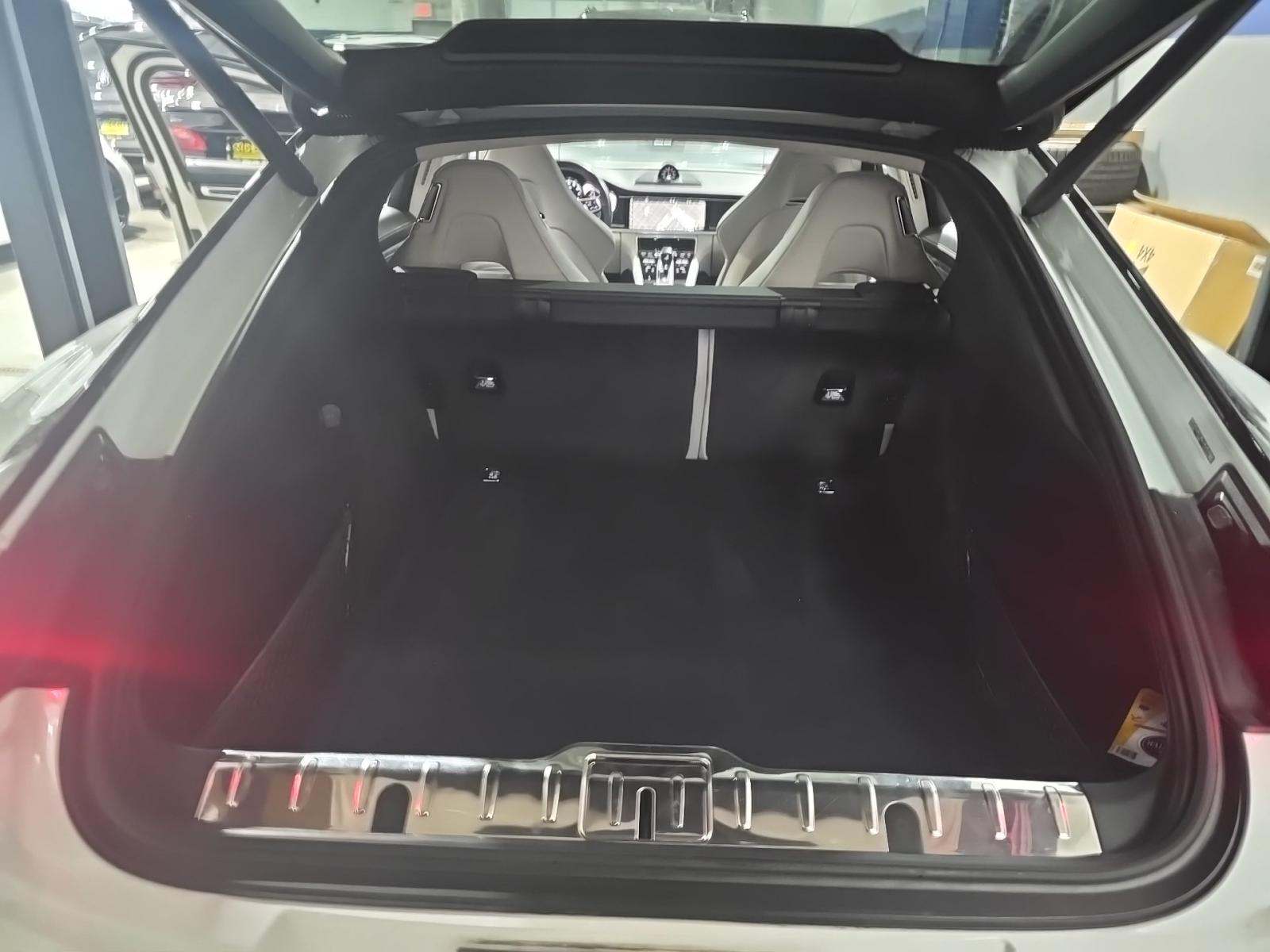 2019 Porsche Panamera GTS AWD