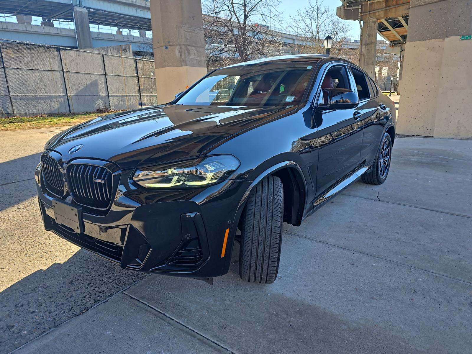 2023 BMW X4 M40i AWD