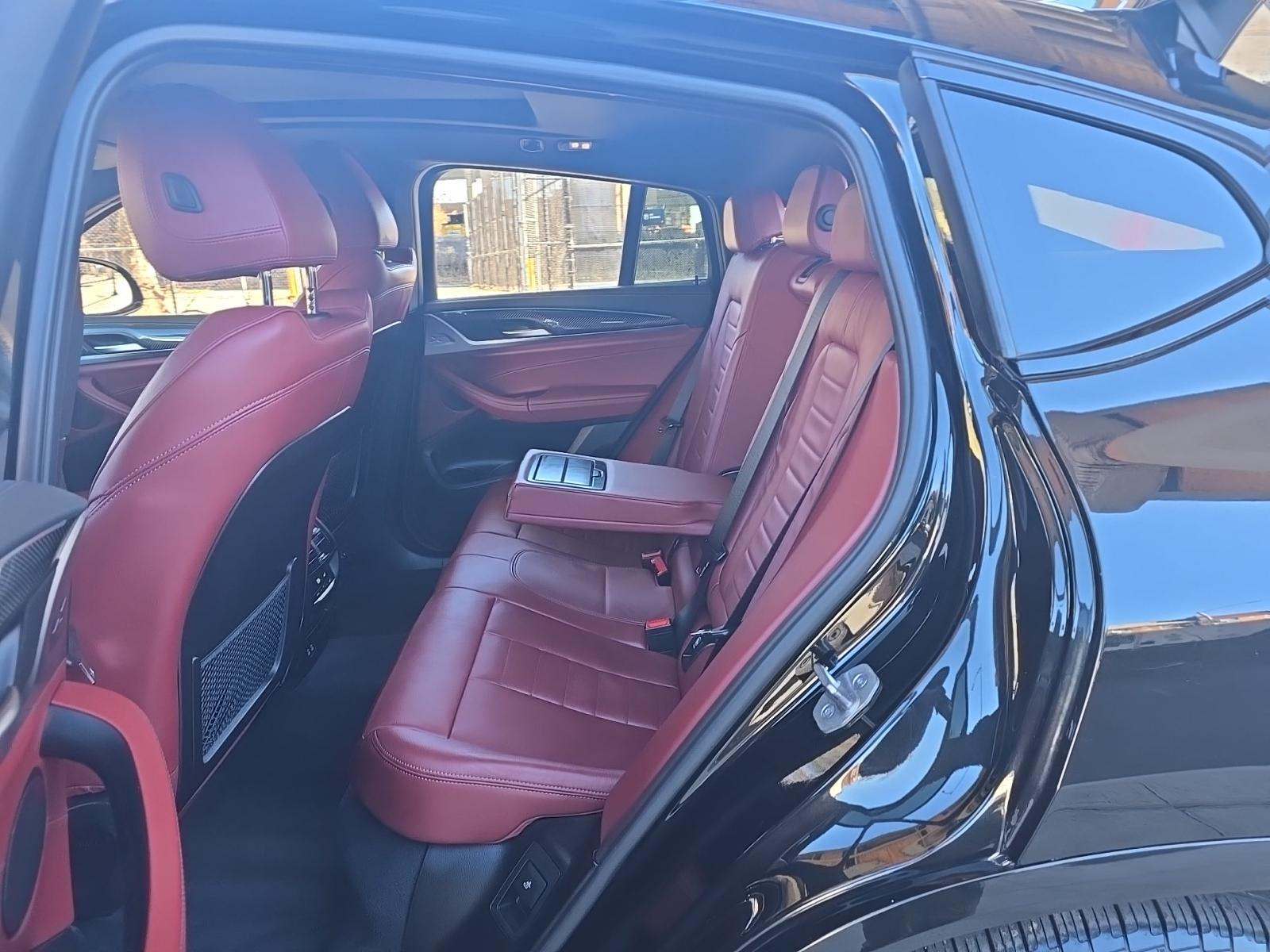 2023 BMW X4 M40i AWD