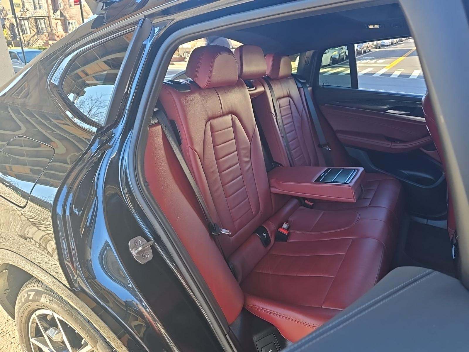 2023 BMW X4 M40i AWD