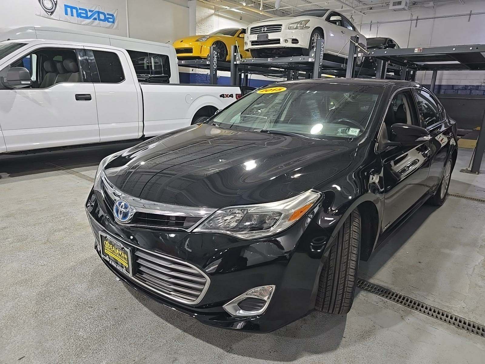 2015 Toyota Avalon Hybrid XLE Premium FWD