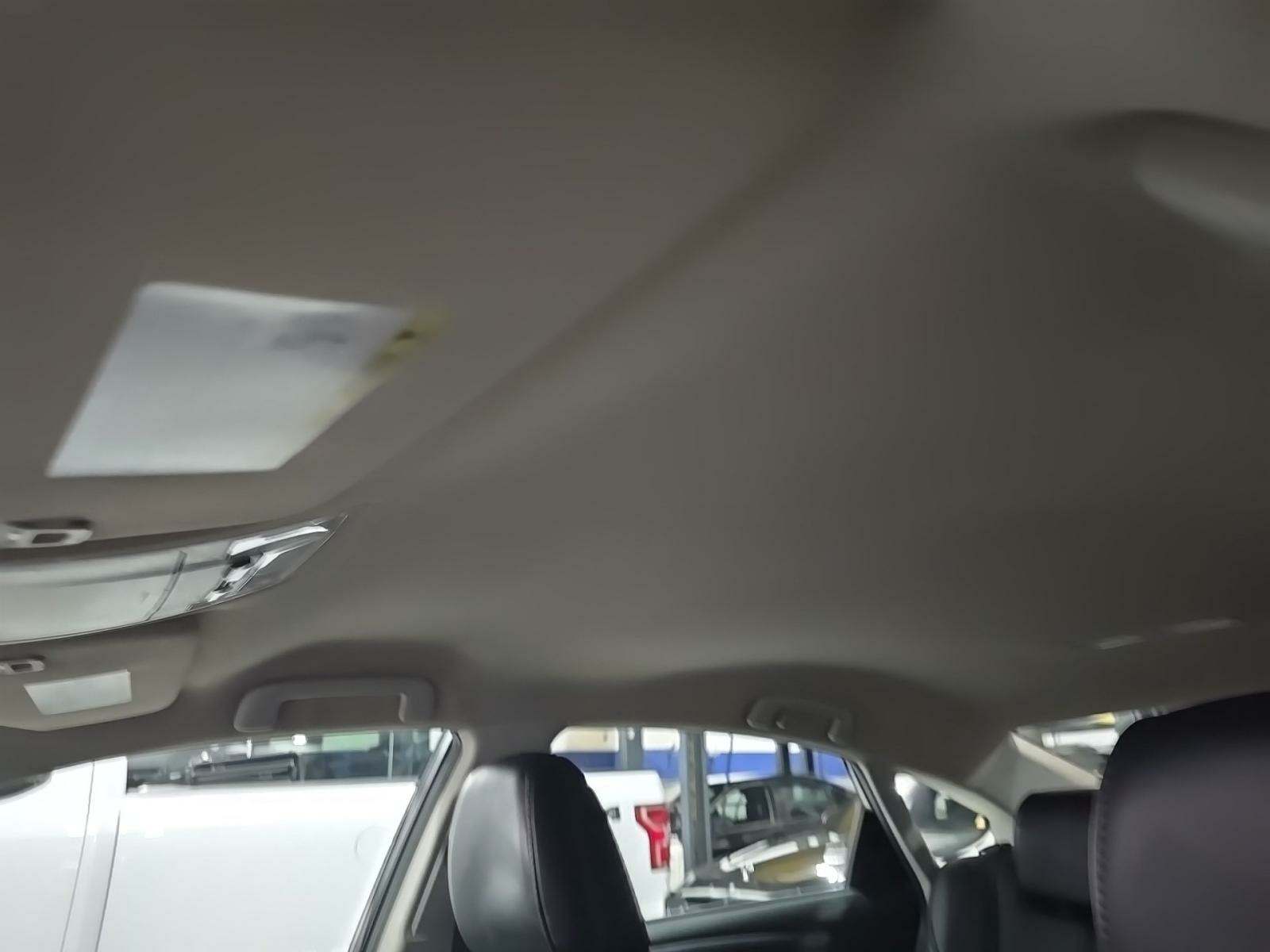 2015 Toyota Avalon Hybrid XLE Premium FWD