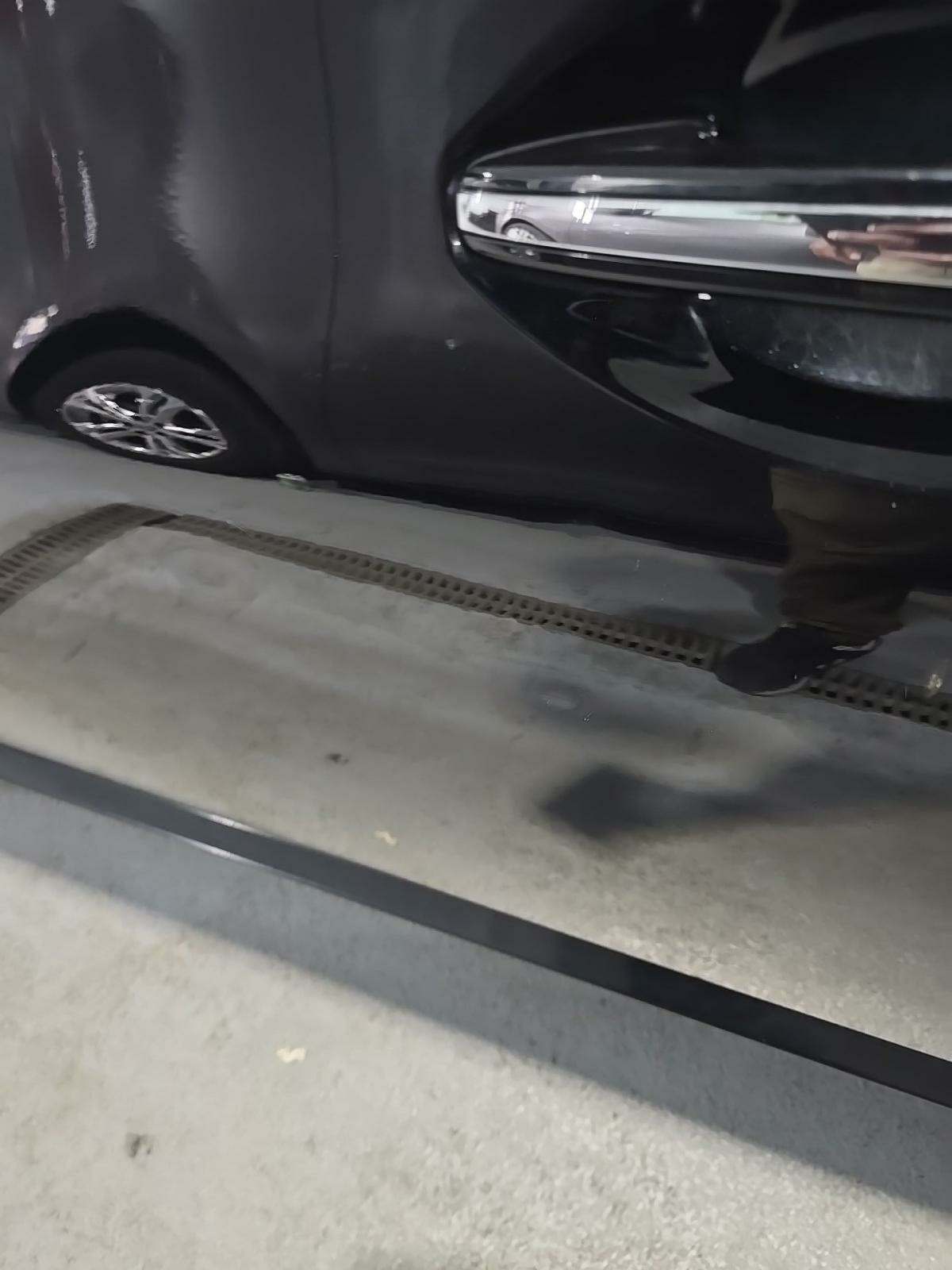 2015 Toyota Avalon Hybrid XLE Premium FWD