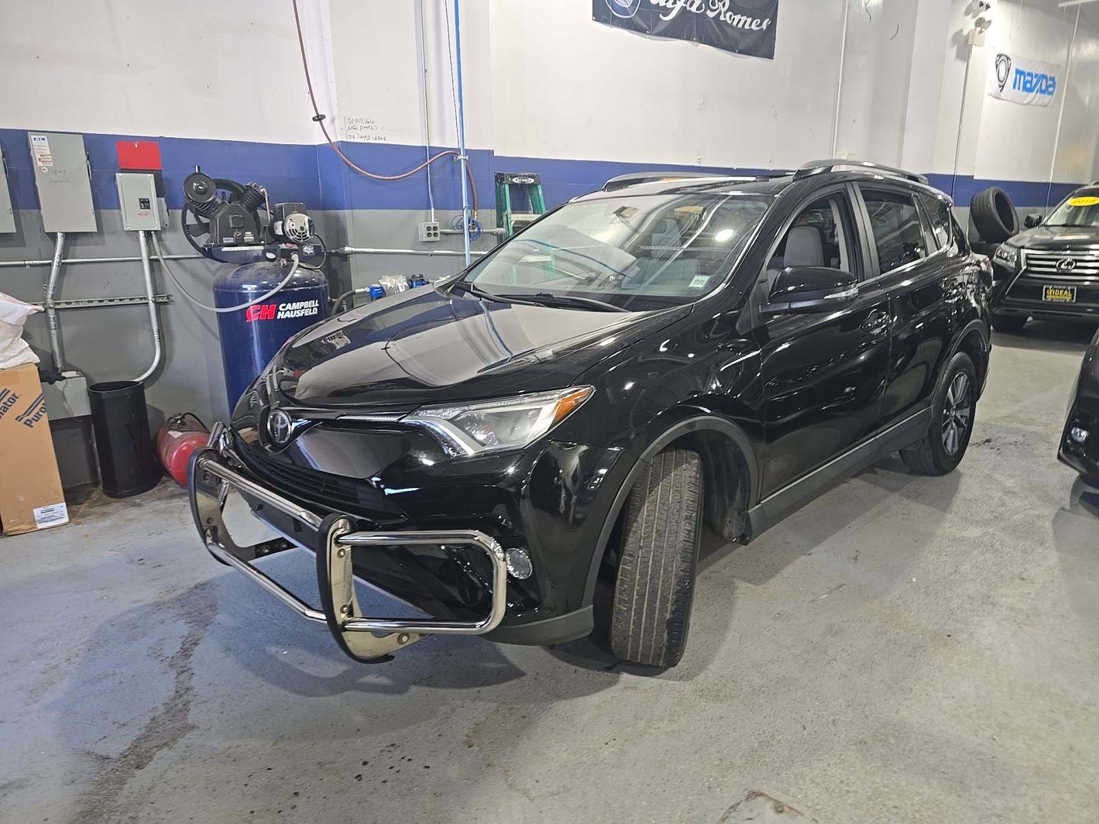 TOYOTA RAV4 - 1