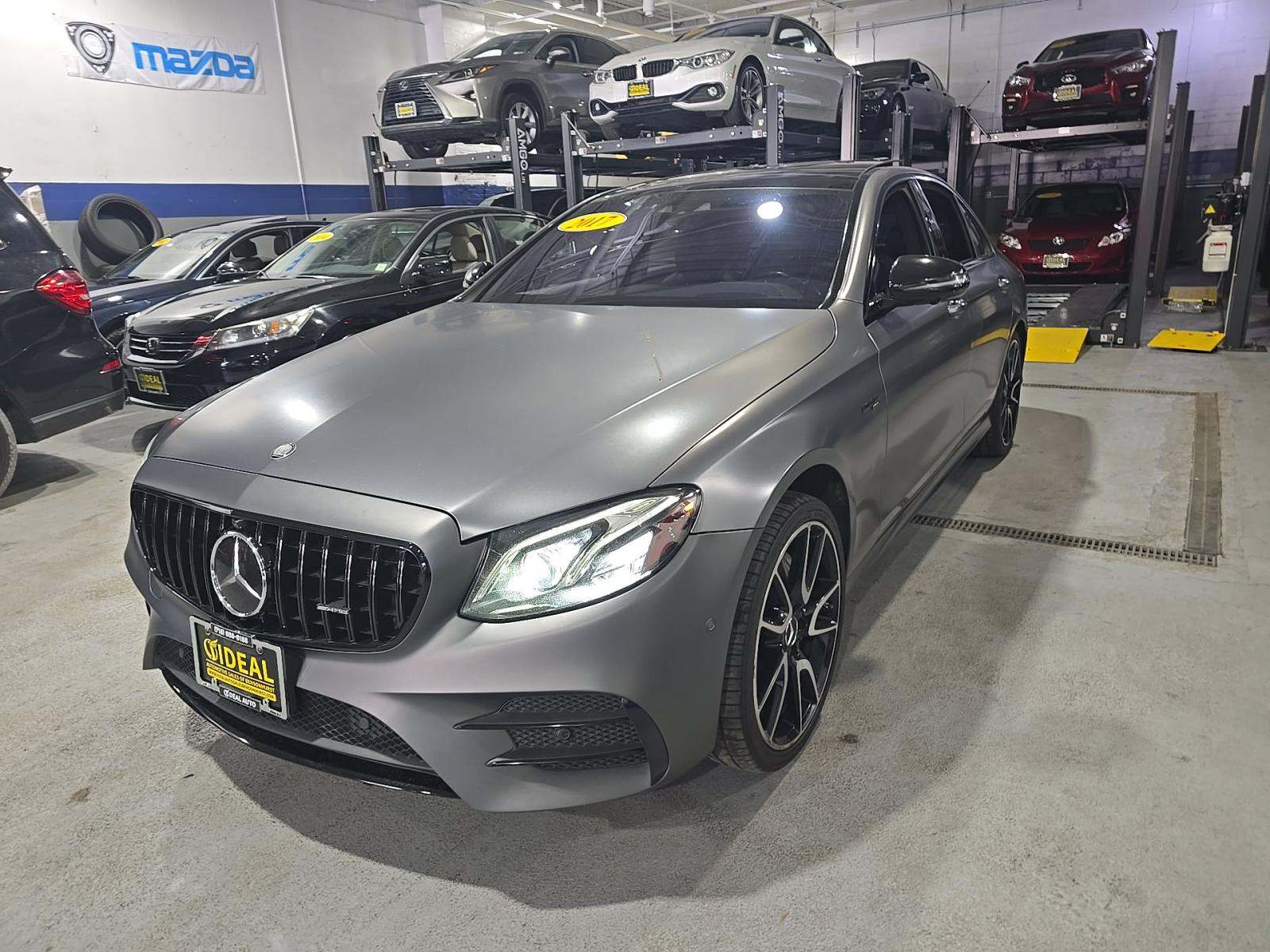 MERCEDES-BENZ E-CLASS - 1