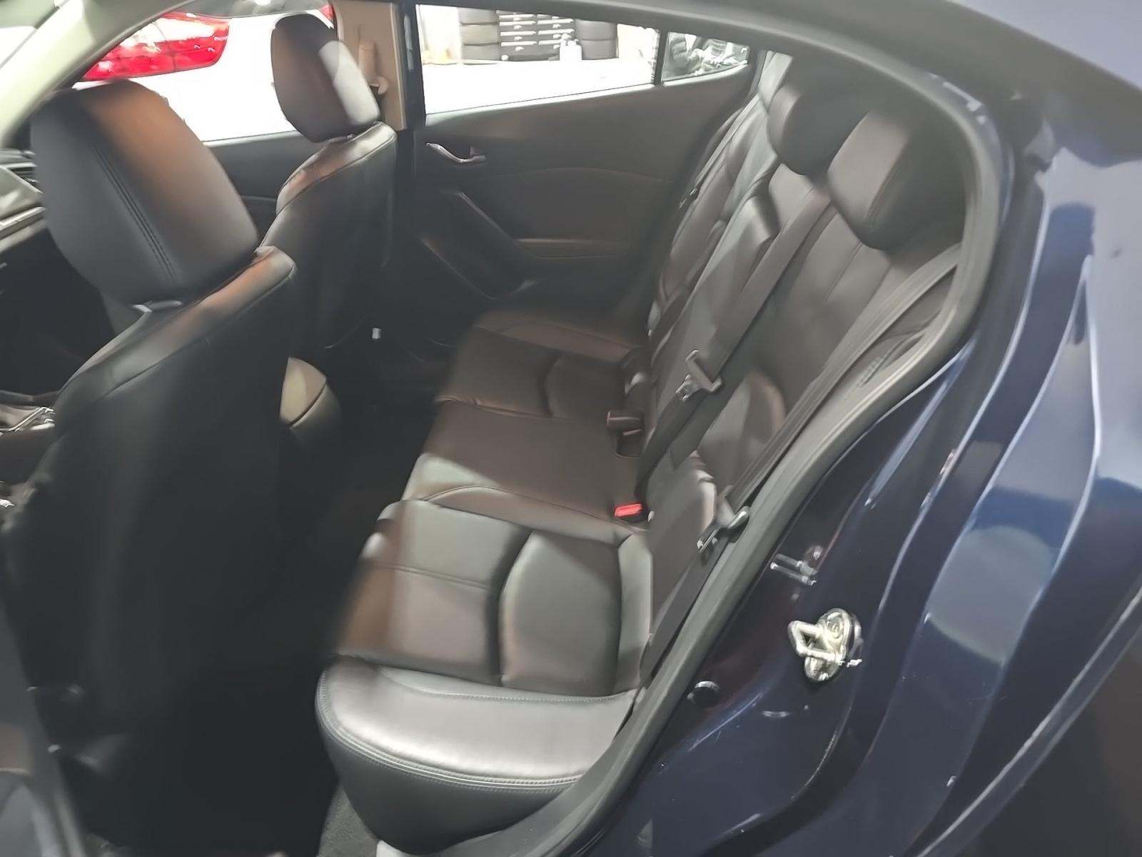 2017 MAZDA MAZDA3 Touring FWD