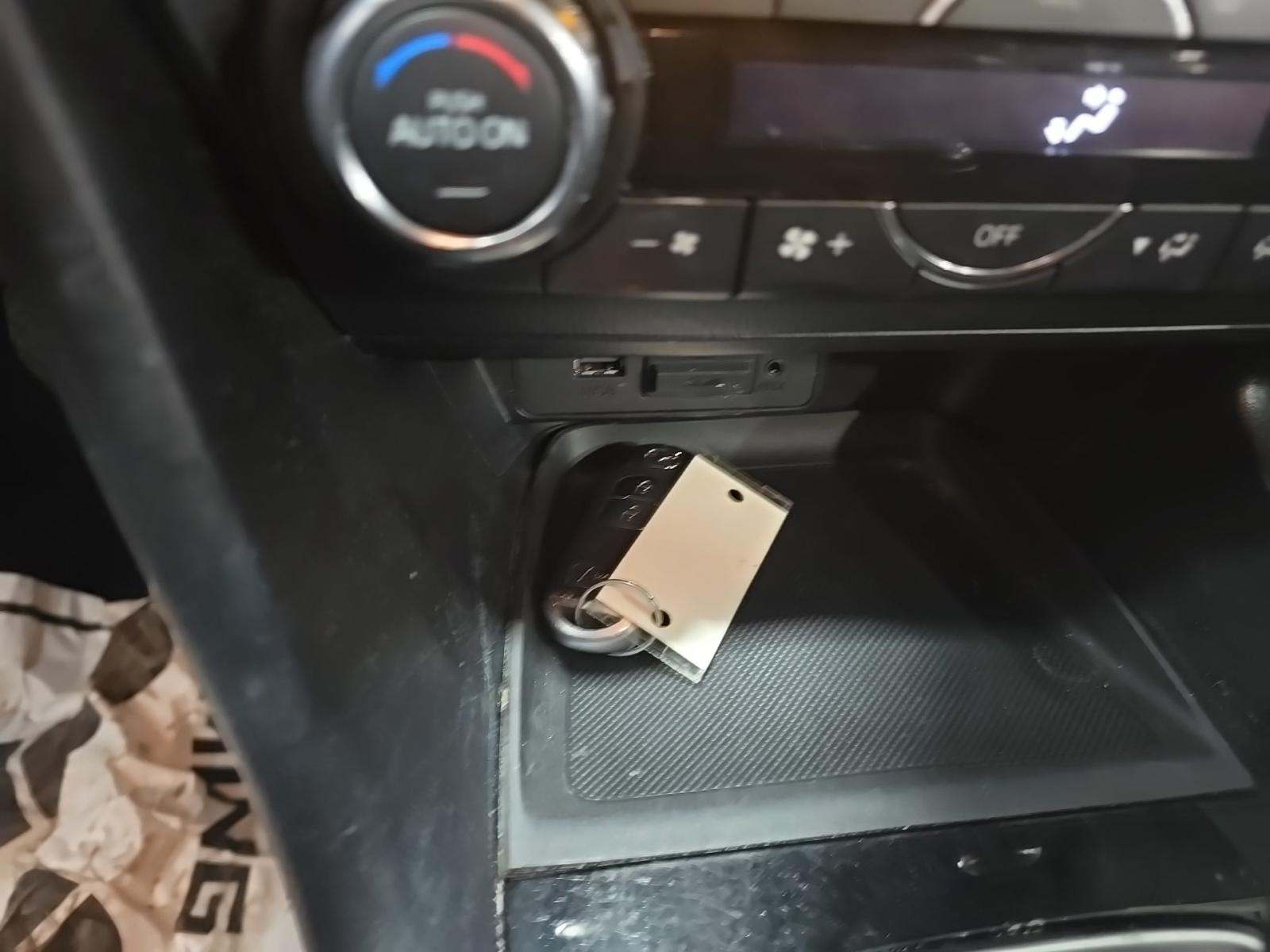 2017 MAZDA MAZDA3 Touring FWD