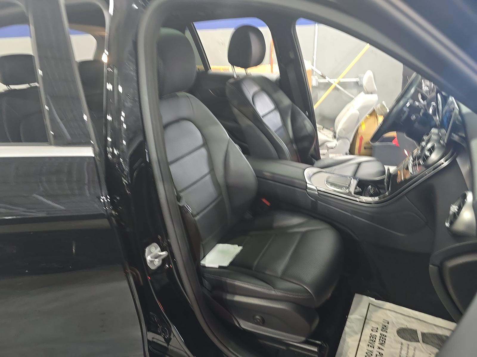 2021 Mercedes-Benz GLC GLC 300 AWD