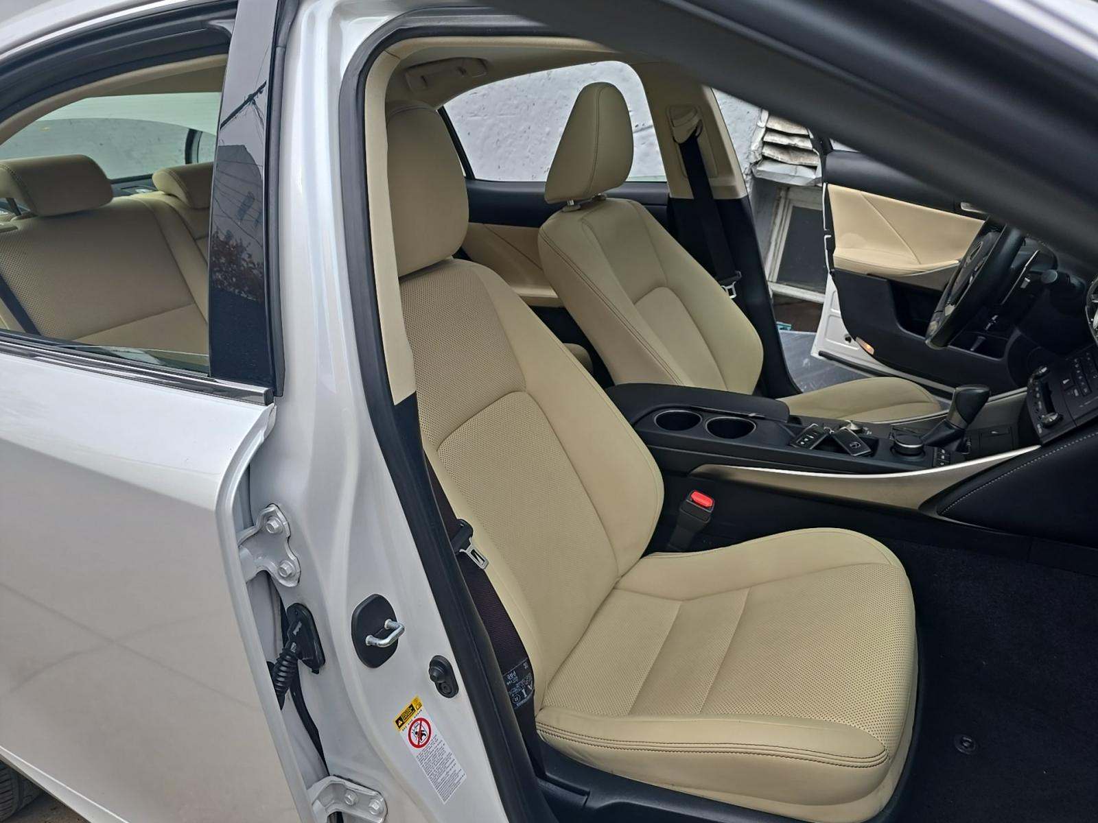 2016 Lexus IS IS 300 AWD