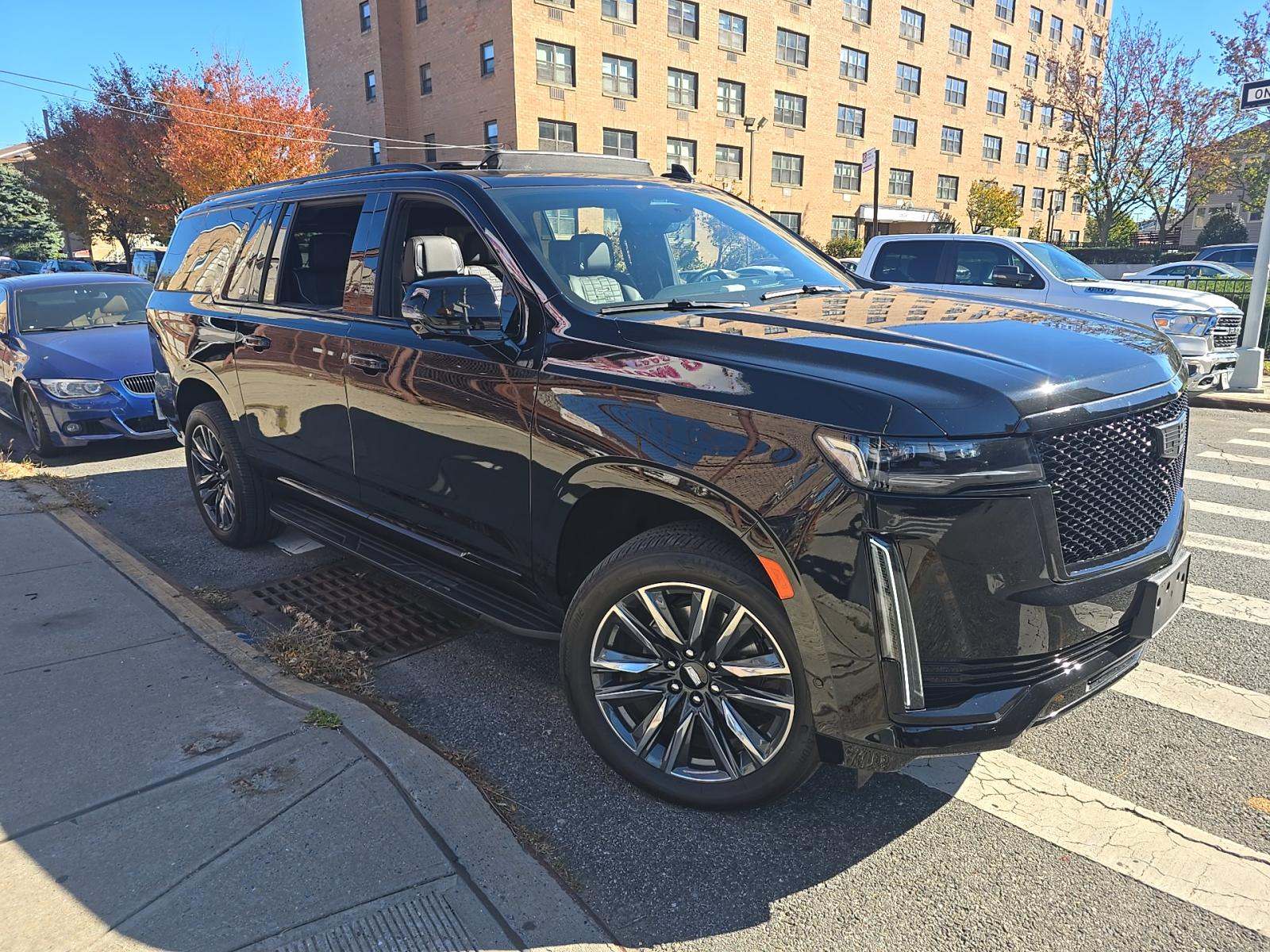 2023 Cadillac Escalade ESV Sport Platinum AWD