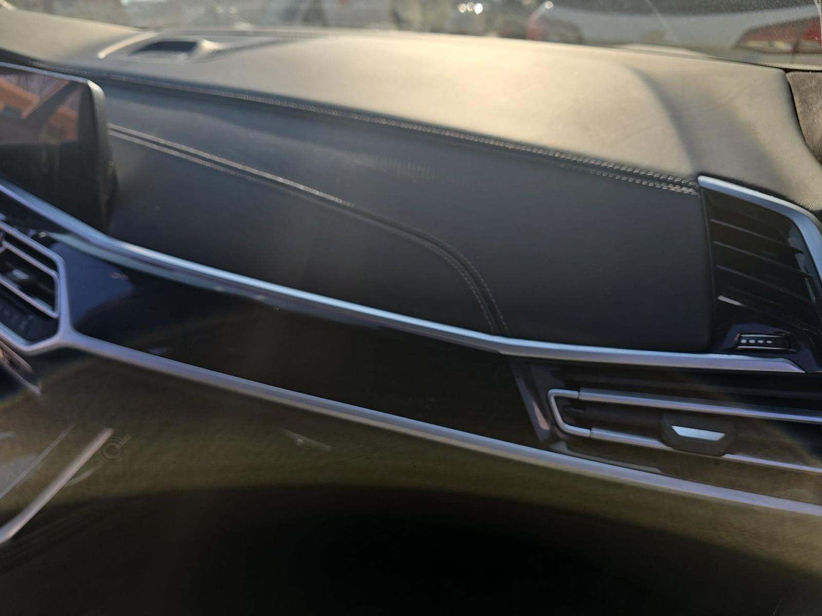 2021 BMW X7 M50i AWD