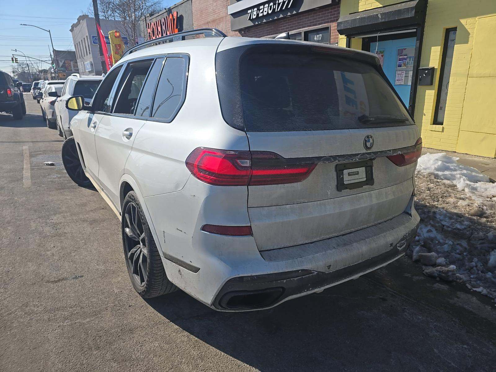 2021 BMW X7 M50i AWD